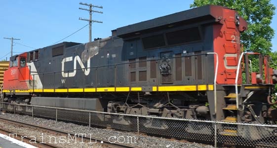 Locomotive CN2691 left side / coté gauche